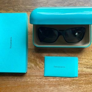 Women’s Tiffany & Co New Sunglasses